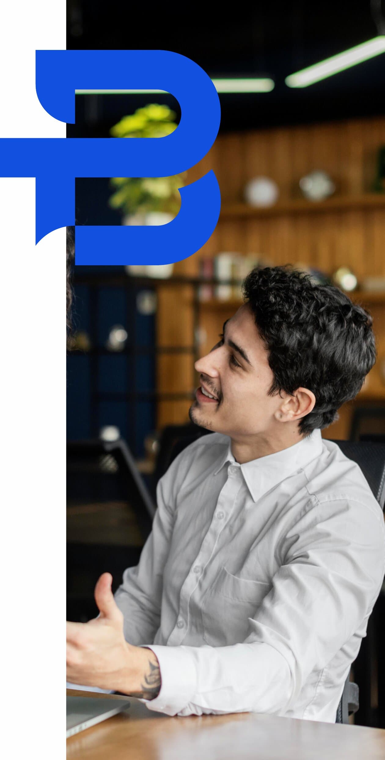 Consultor da Belvedere em atendimento humano e próximo ao cliente